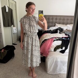 Banana Republic | Cream & Black Speckled / Ruffled Midi Dress